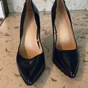 Navy blue Calvin Klein heels never worn 3 inch heels navy blue size six